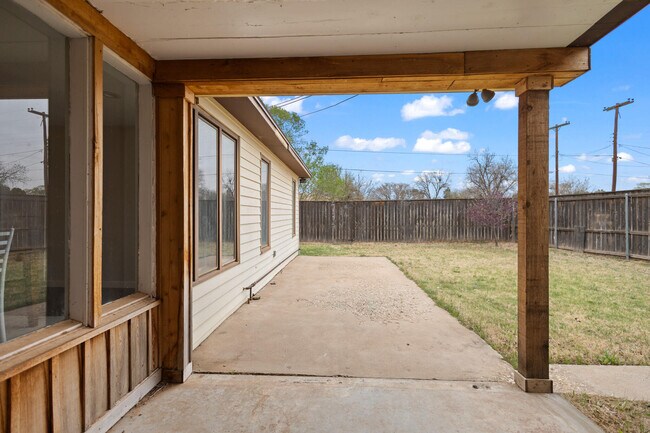 Building Photo - 4302 42nd St