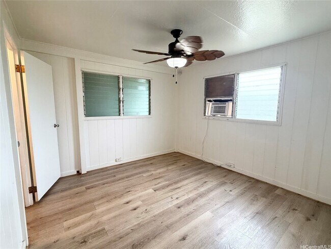 Building Photo - 87-1698-1698 Farrington Hwy