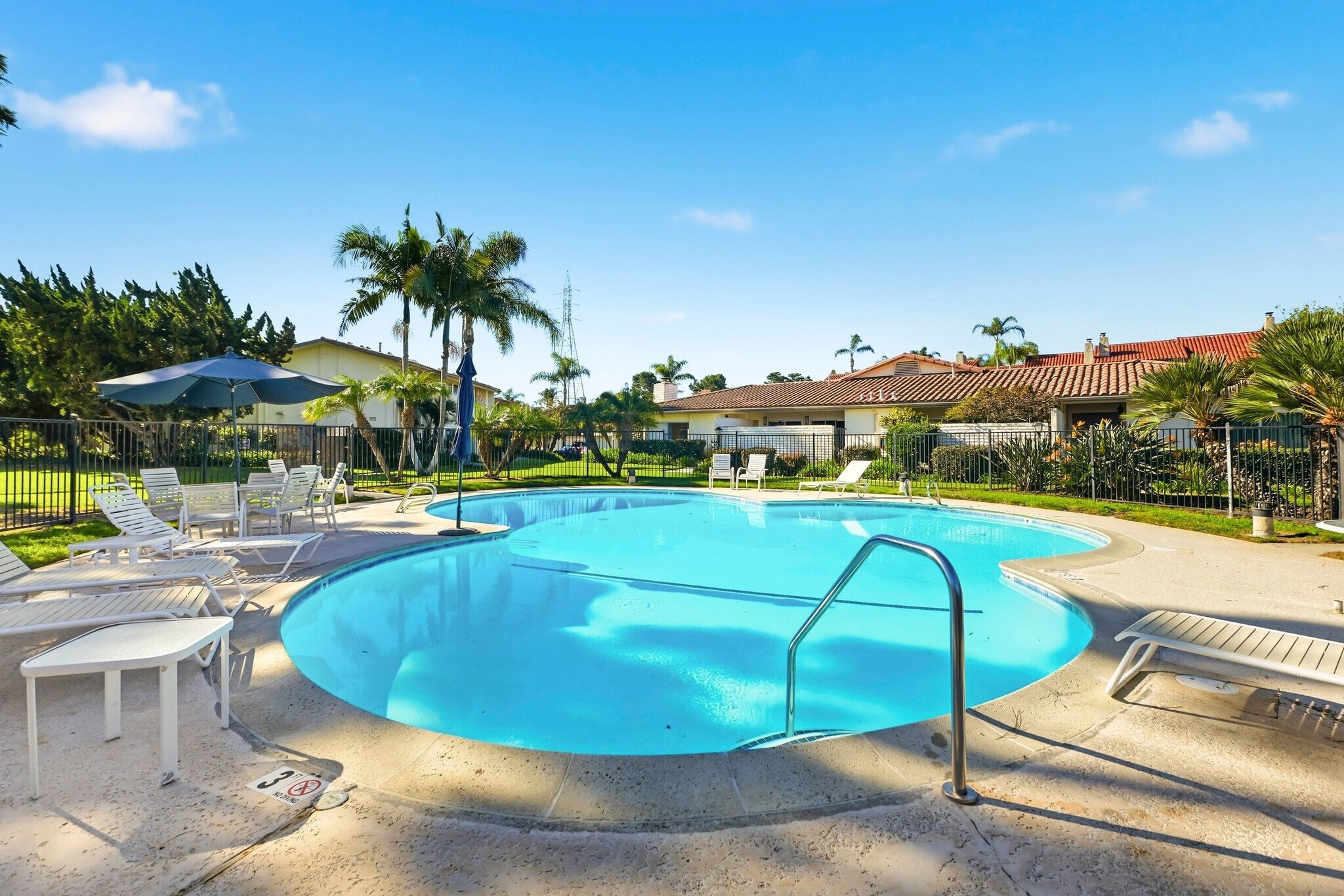 Building Photo - 7021 Estrella de Mar Rd