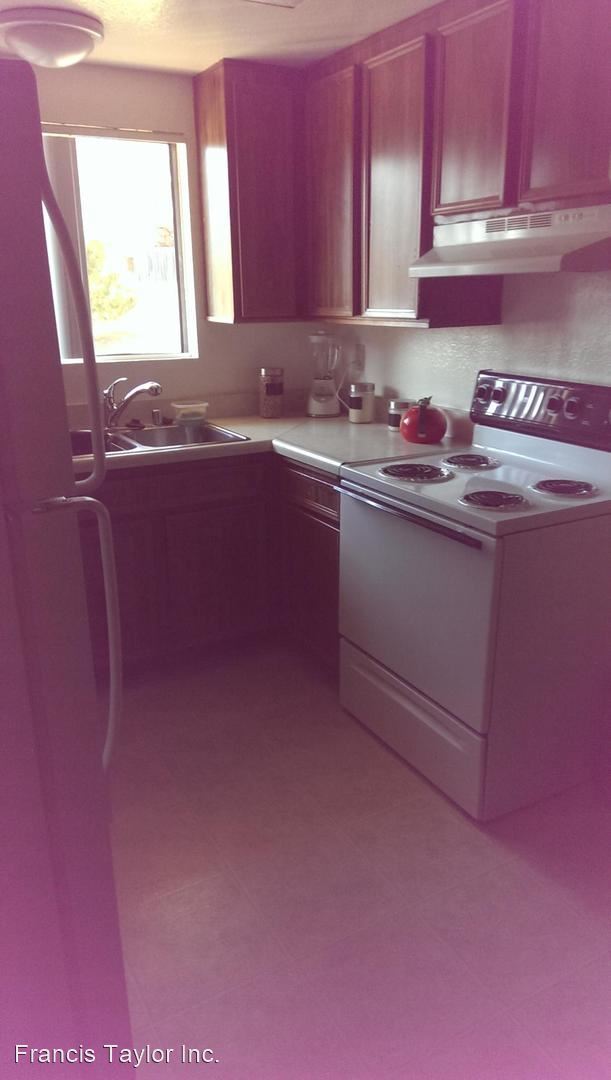 326 Hillside Terrace 326 Hillside Terrace Vista CA 92084 Apartment