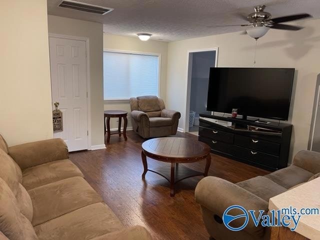 Building Photo - 15926 Ham Rd