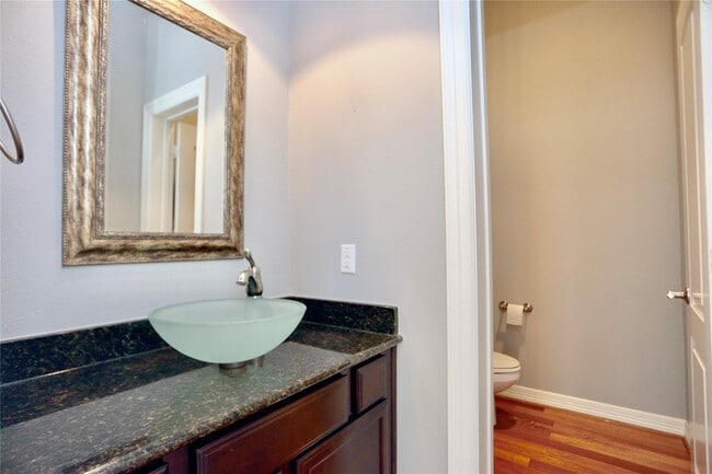 Building Photo - 114 Heights Blvd