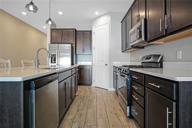 Building Photo - 183 Arlington Square Ct