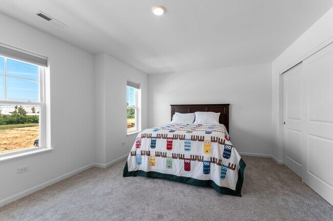Building Photo - 16515 Golden Vly Ln