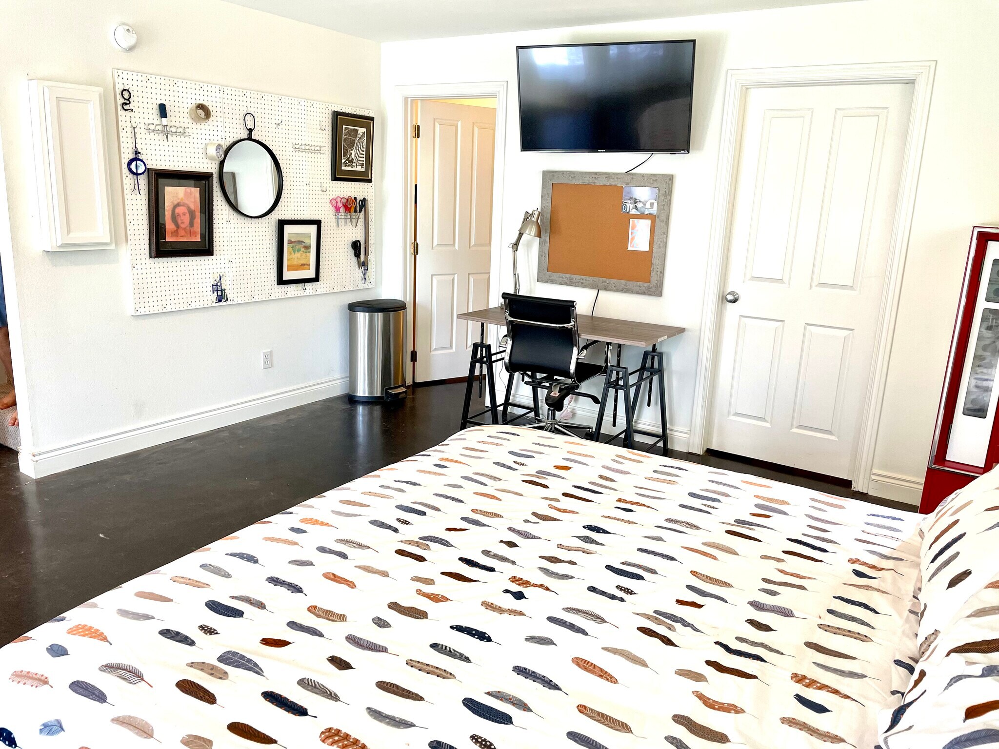 basement - 1656 N Broadview Dr