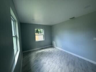 Building Photo - 2329 Fairway Dr