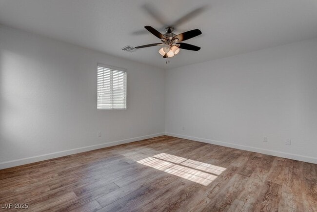 Building Photo - 7733 Lively Loom Ct