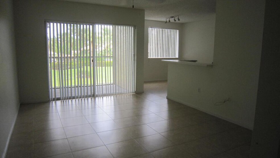 Tenant occupied. PIcs will follow. - 266 Village Blvd