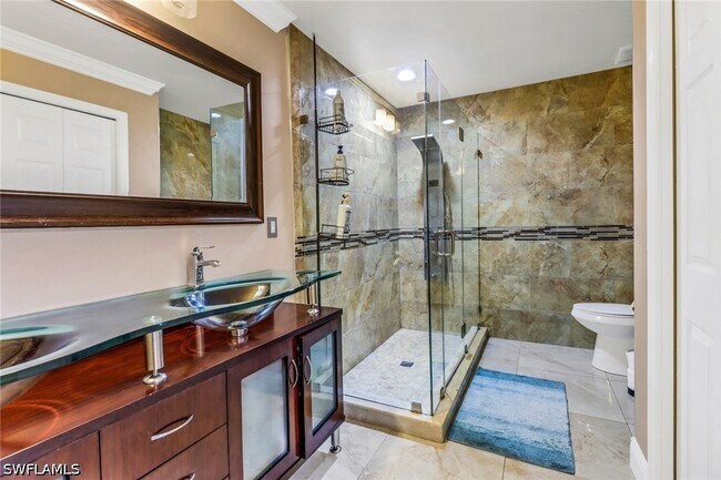 Building Photo - 2026 SW 31st Terrace