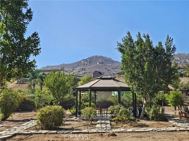 Building Photo - 410 Caliente Dr