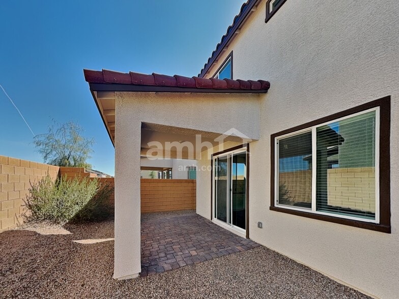 Building Photo - 8882 Carmine Cob Ave