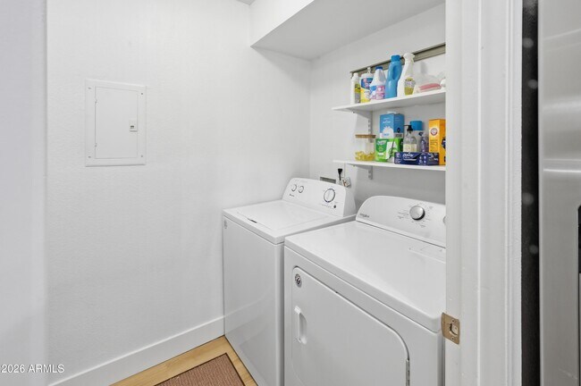 Building Photo - 4704 E Paradise Village Pkwy N