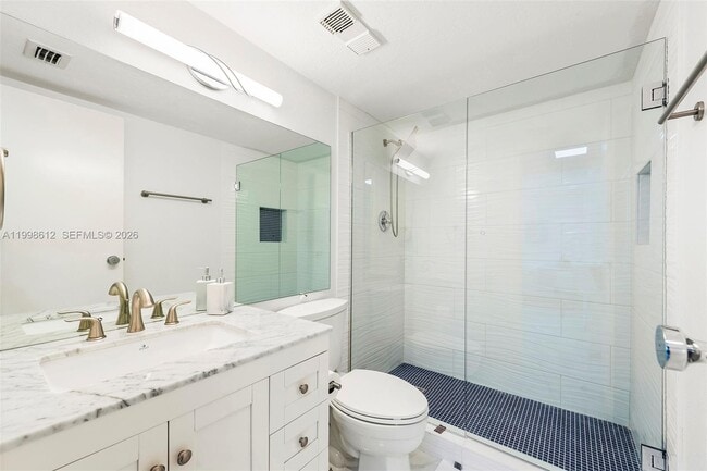 Building Photo - 2401 Collins Ave