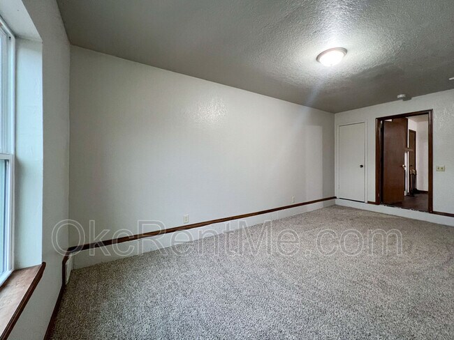 Building Photo - 6801 Chisholm Ct