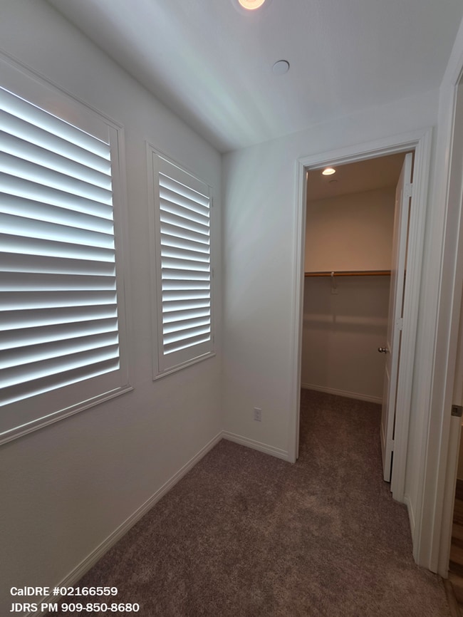 Building Photo - Irvine 2 Bedroom Condo