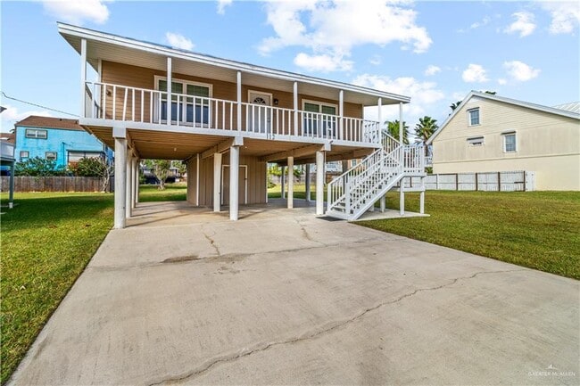 Building Photo - 18 W Hibiscus St