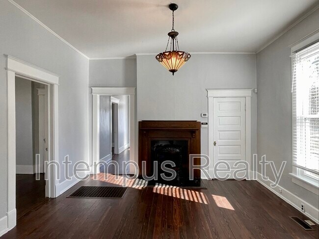 Building Photo - 1512 Meridian St