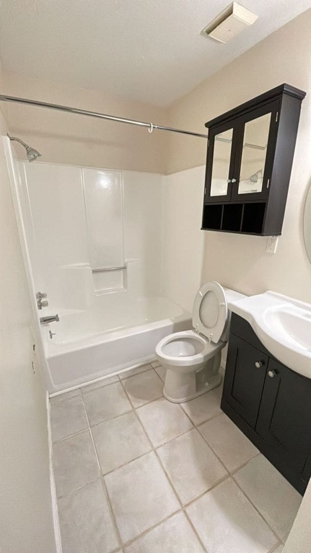 Building Photo - 4717 Cobblestone Dr