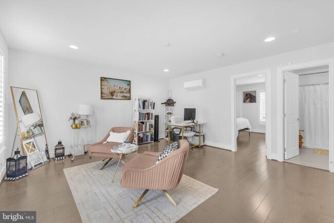 Building Photo - 5106 Fillmore Ave