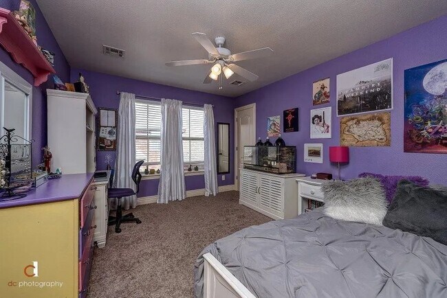 Building Photo - 5404 S Chimay Dr