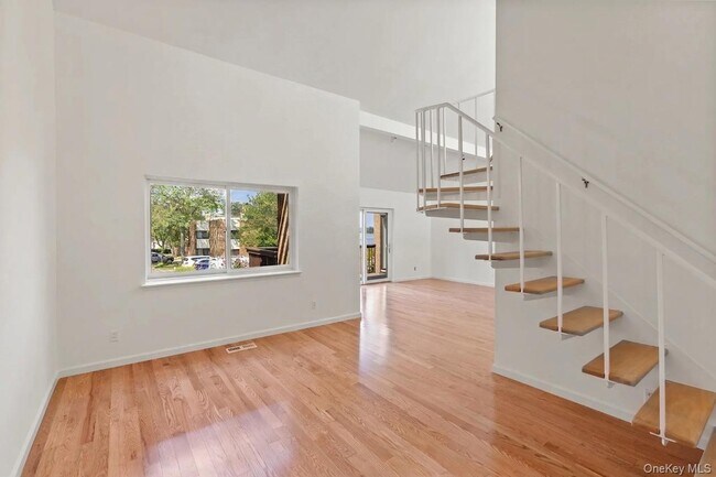 Building Photo - 55 Waters Edge