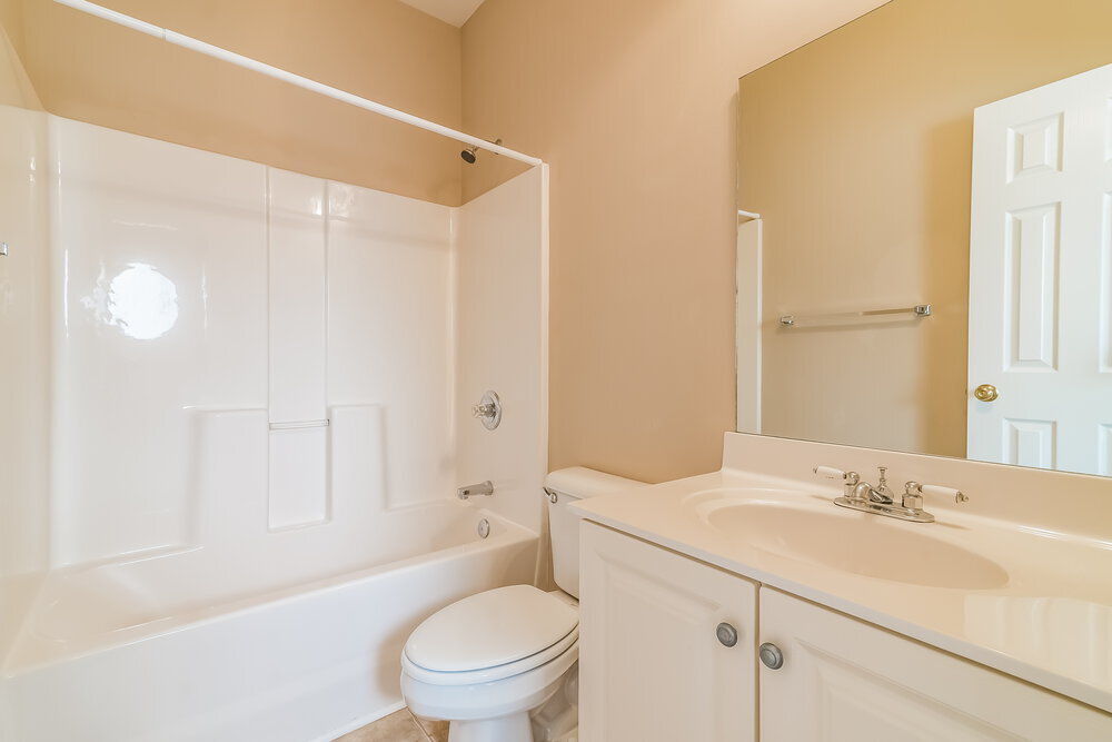 Building Photo - 2137 Aberdeen Cir