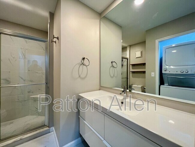 Building Photo - 51 Argyle Ln