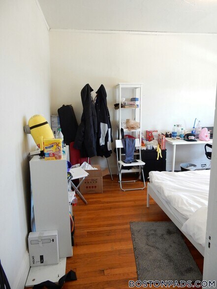 Building Photo - 1179 Boylston St