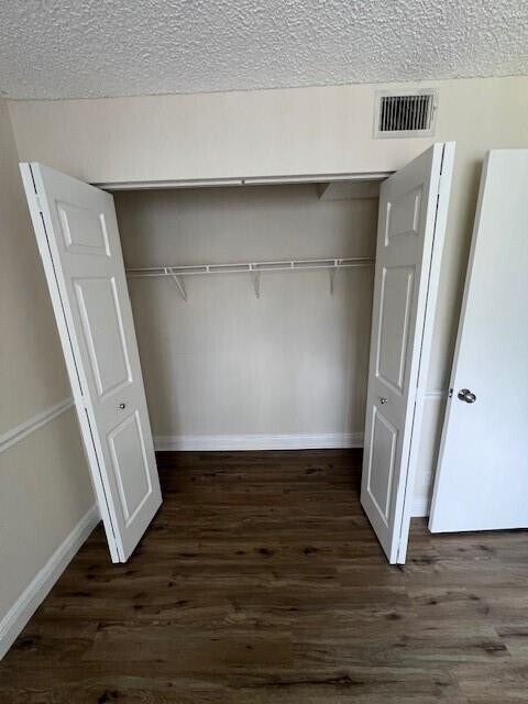 Building Photo - 7630 Westwood Dr