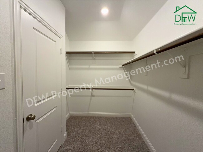 Building Photo - Modern 3-Bedroom Home with Open Layout & Large Backyard in Anna, TX