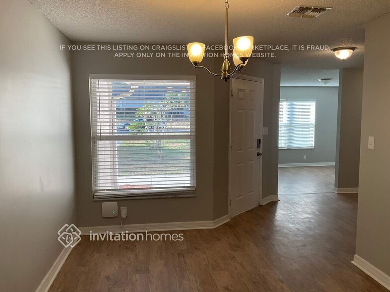 Building Photo - 7773 Bay Cedar Dr