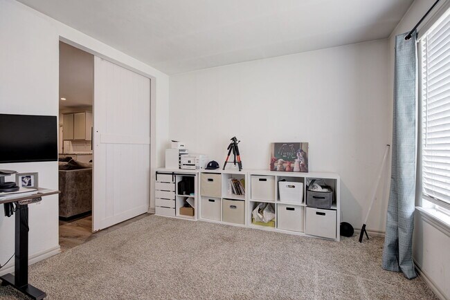 Building Photo - 14701 Travertine Fls Ln