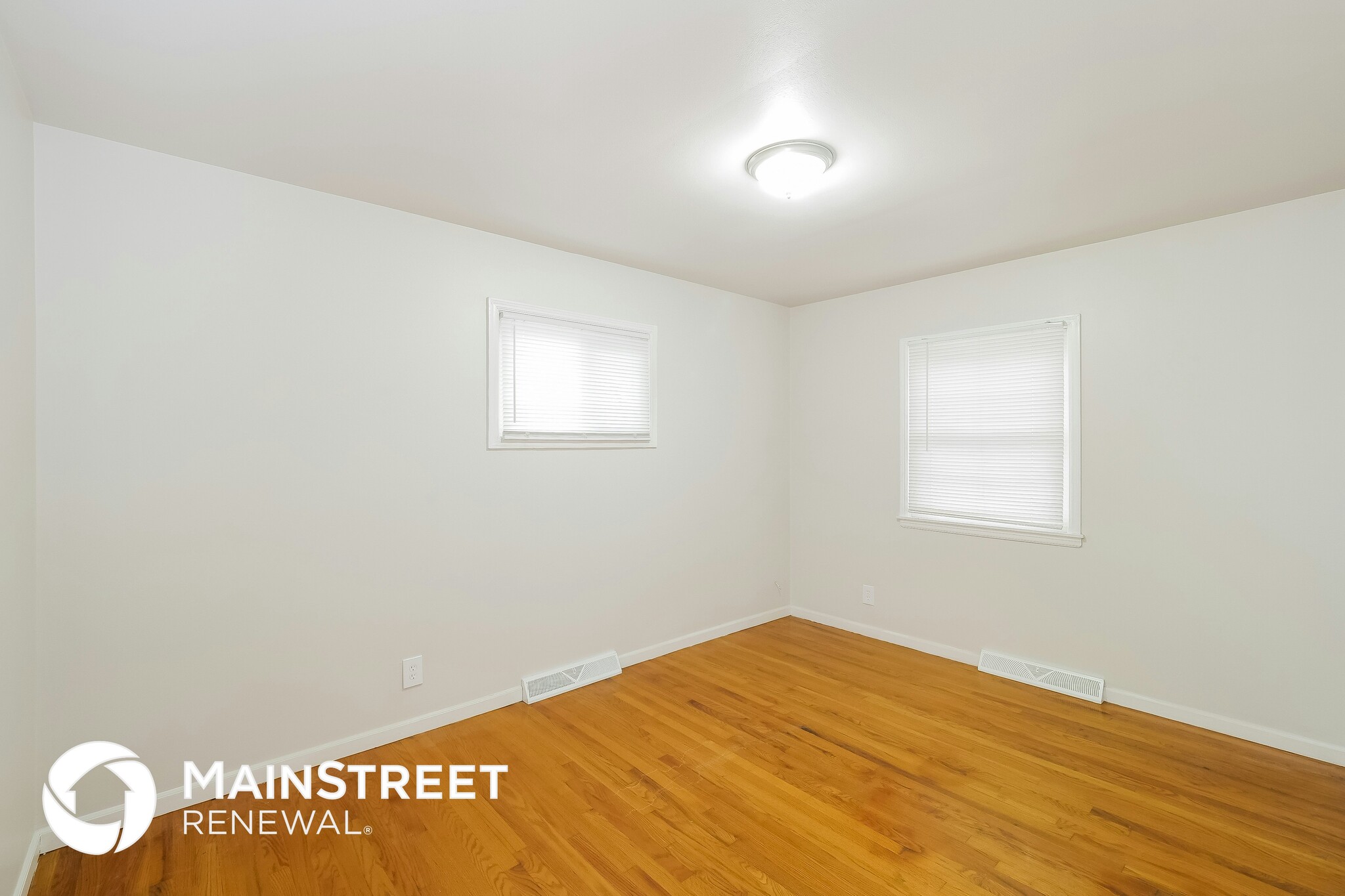 Building Photo - 513 Melrose St