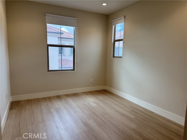 Building Photo - 113 Jaybird