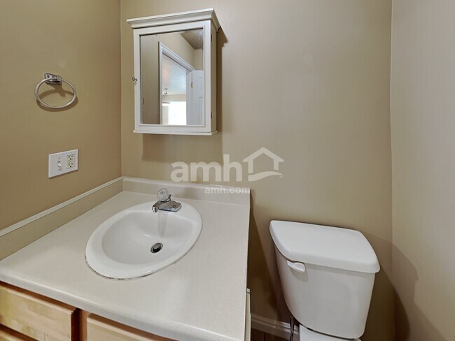 Building Photo - 14064 S Rosaleen Ln