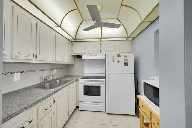 Building Photo - 371 Durham Cir