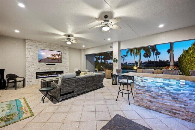 Building Photo - 208 Lucia Ct