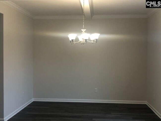 Building Photo - 5 Spinney Ct