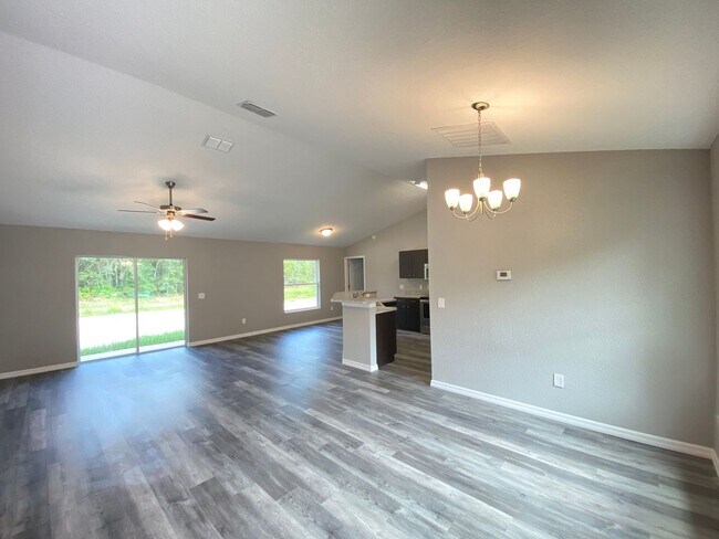 Building Photo - Beautiful  Home - 3/2/2 **WON"T LAST**