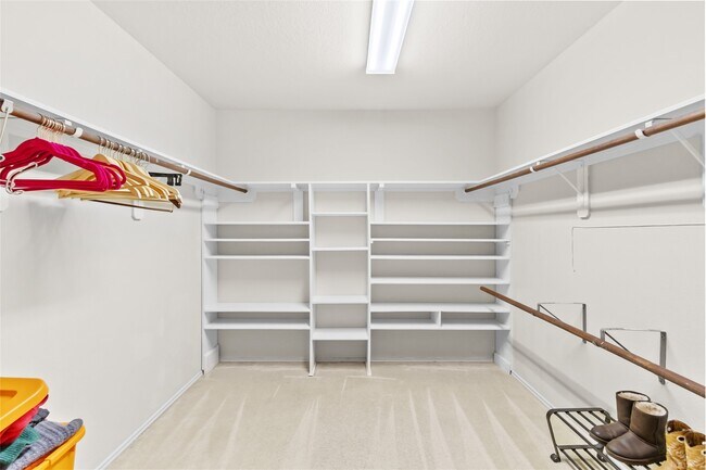 Building Photo - 615 Ashlen Dr