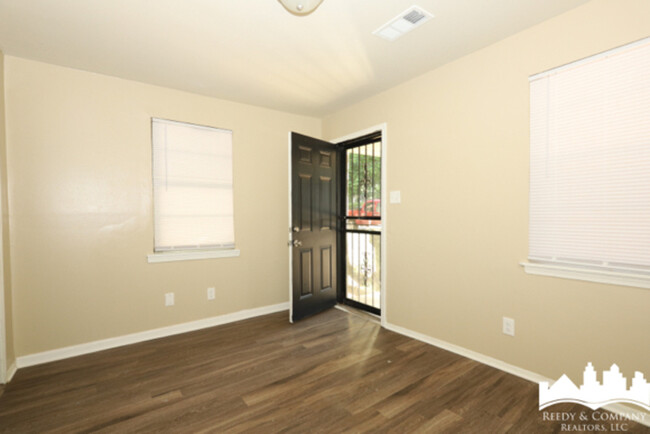 Building Photo - 2649 Whitman Ave