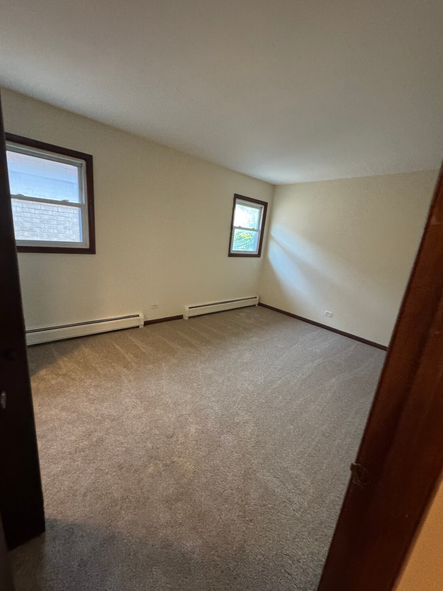 Bedtoom - 1922 N 18th Ave