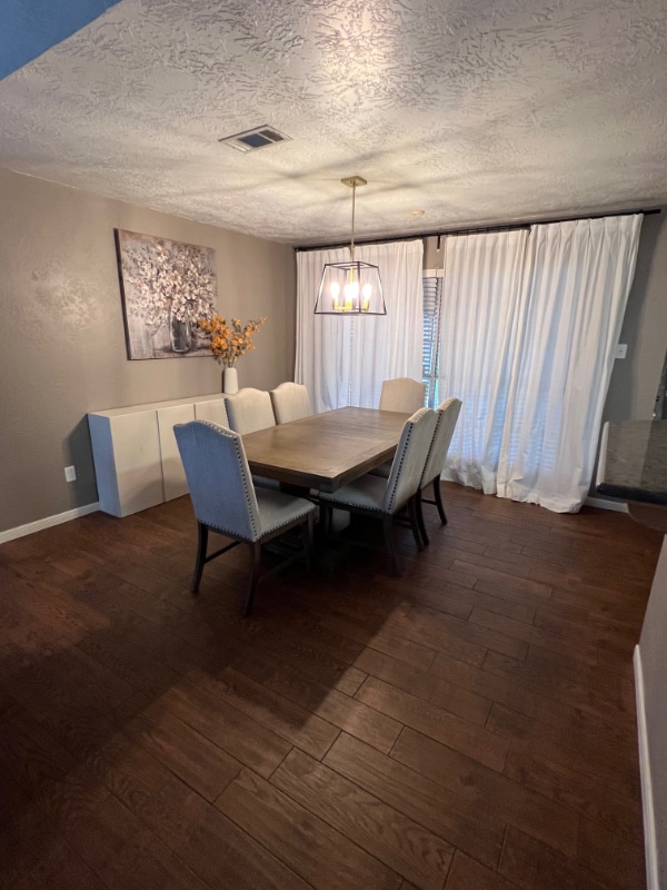 Building Photo - 7925 Blue Bonnet St