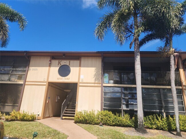 Building Photo - 10747 W Clairmont Cir