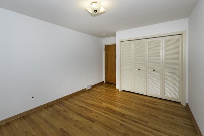 Building Photo - 1616 Morton Ave