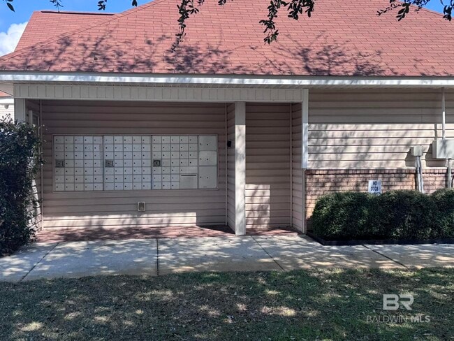 Building Photo - 1517 Regency Rd