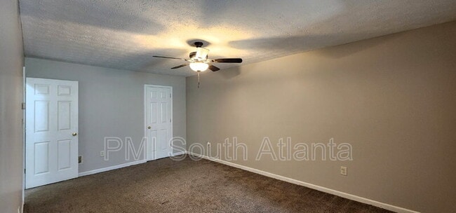 Building Photo - 4672 Ernest Dr
