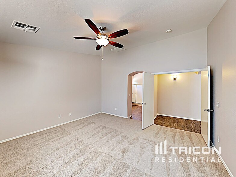 Building Photo - 2117 W Pickett Ct