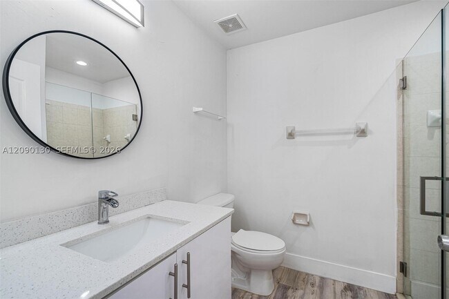 Building Photo - 16350 SW 50th Terrace