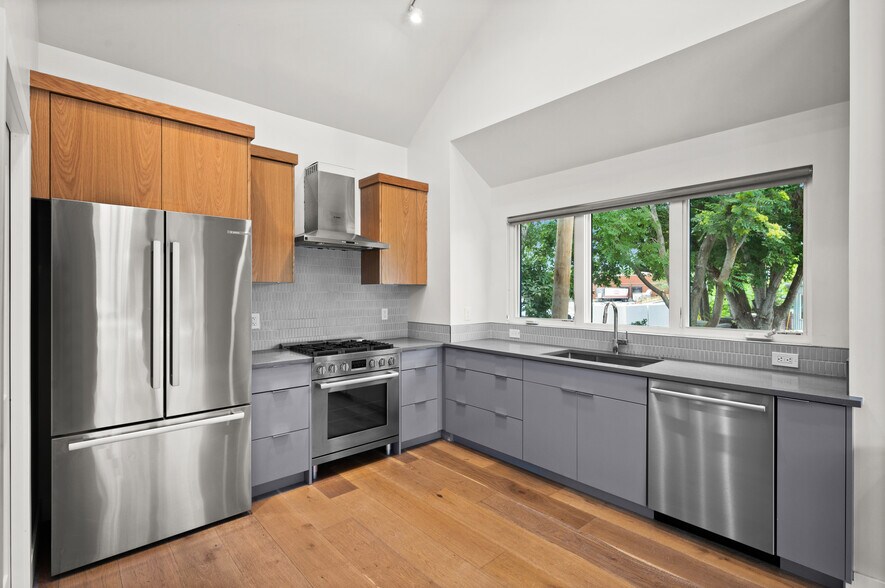 Kitchen with Stainless Steel appliances - 810 E 800 S